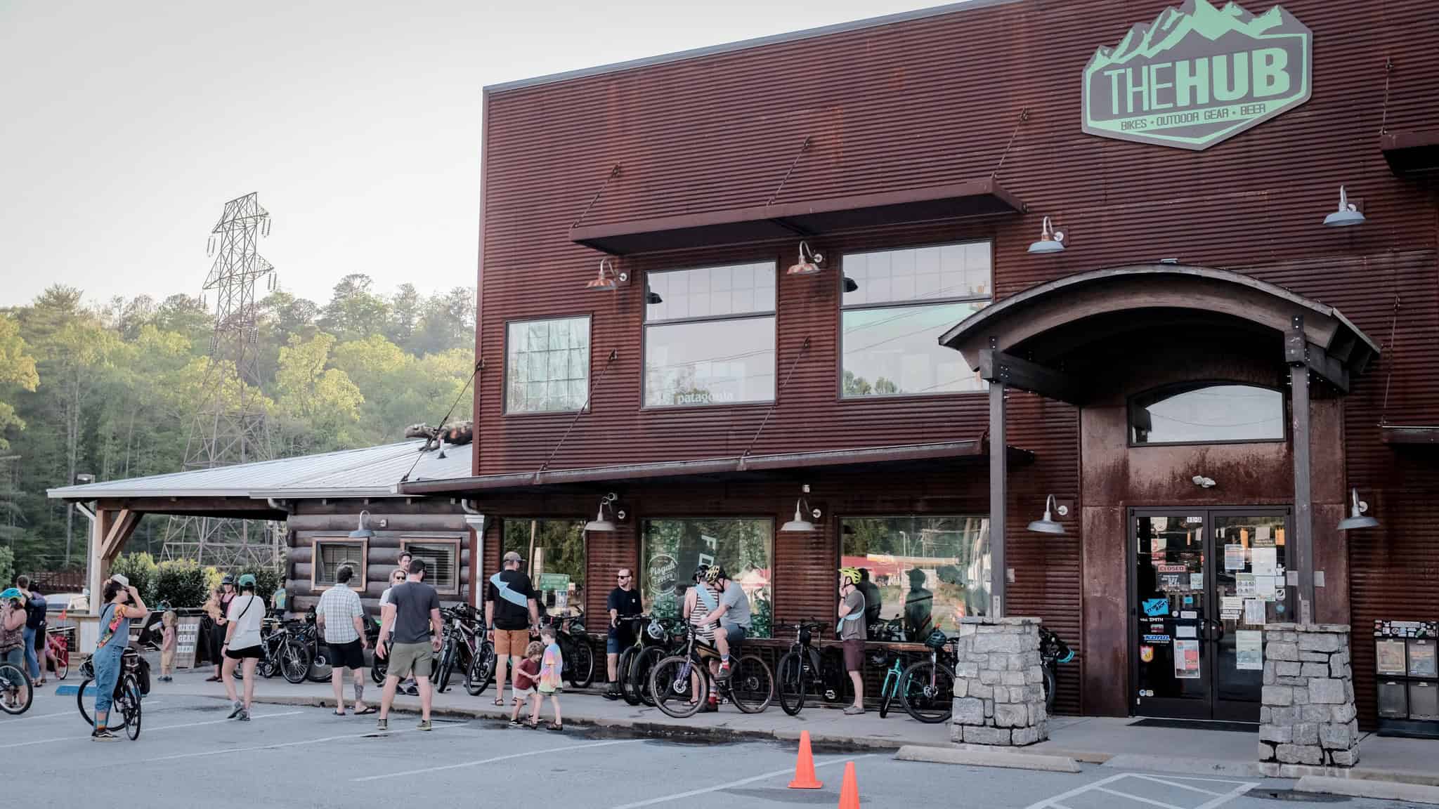 The Hub and Pisgah Tavern group Mountain bike rides in Brevard